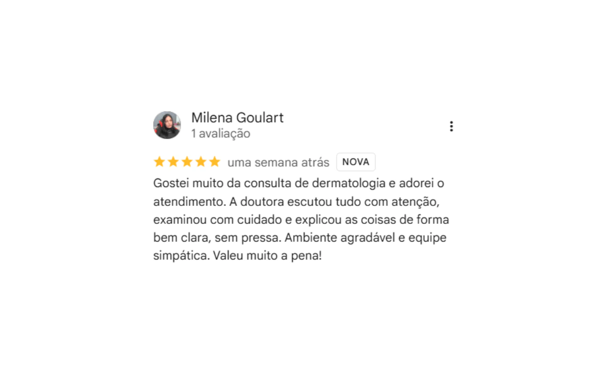 Avaliação cinco estrelas no Google sobre consulta de dermatologia com a Dra. Mayra Sanandres